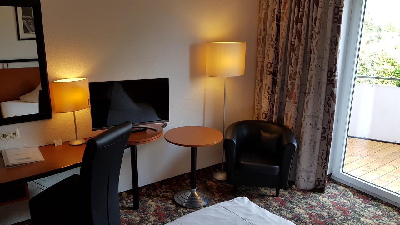 לרטה Hotel & Restaurant Fricke מראה חיצוני תמונה